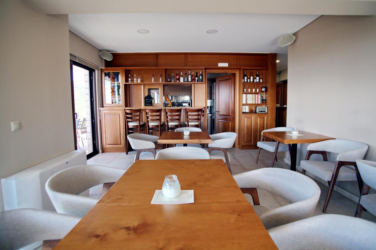 Treanto Nafpaktos Boutique Hotel ภายนอก รูปภาพ