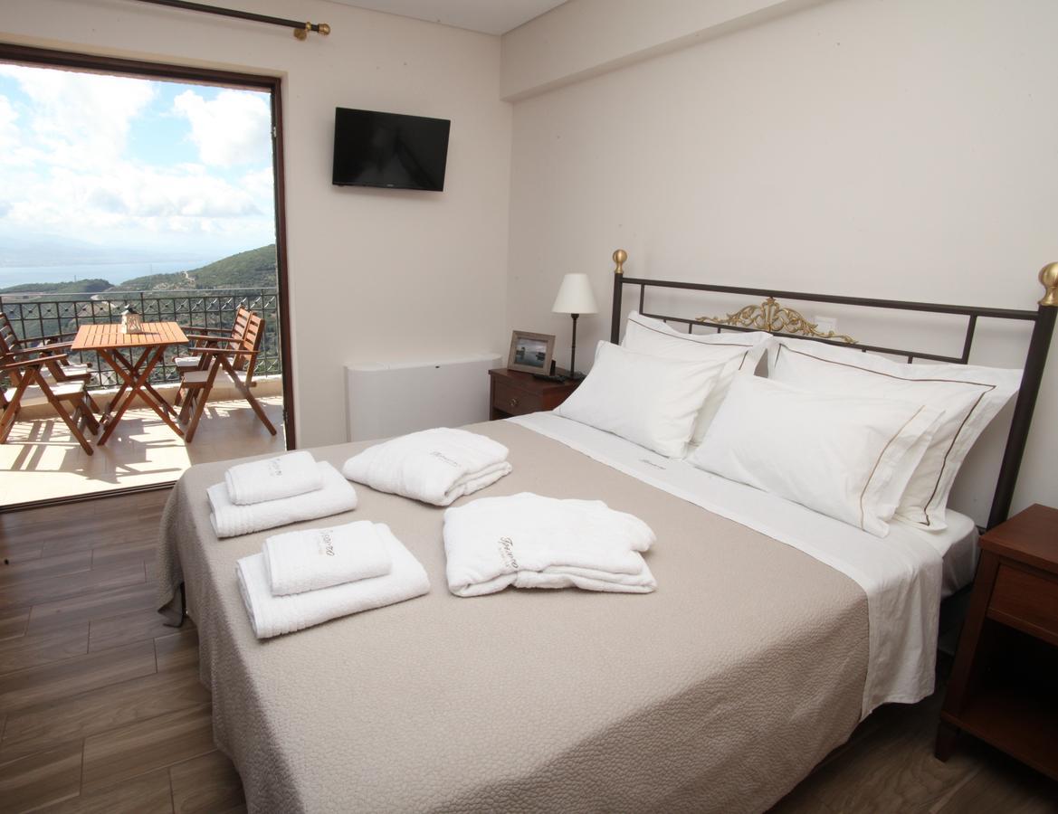 Treanto Nafpaktos Boutique Hotel ภายนอก รูปภาพ